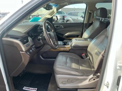 2017 GMC Yukon XL — photo 9 view