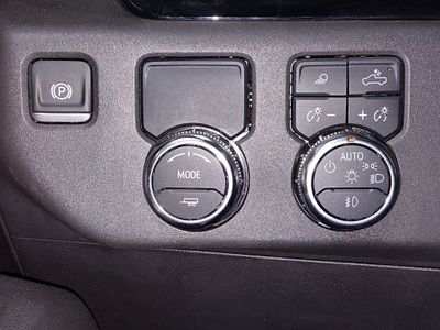 2025 GMC Sierra 1500 - Photo 13