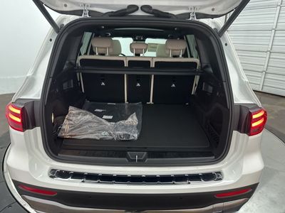2026 Mercedes-Benz GLB — photo 25 view