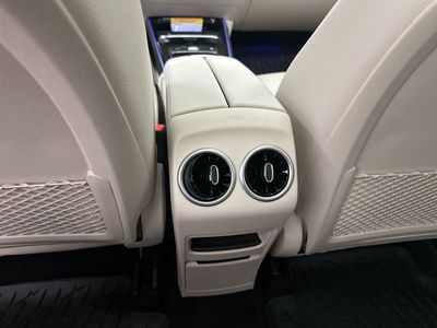 2026 Mercedes-Benz GLB — photo 22 view