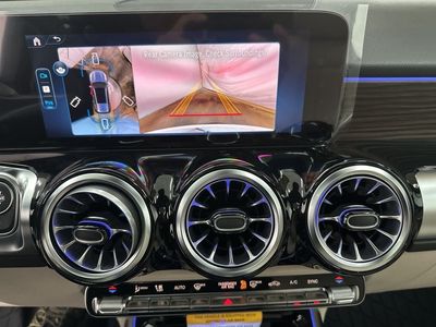 2026 Mercedes-Benz GLB — photo 15 view