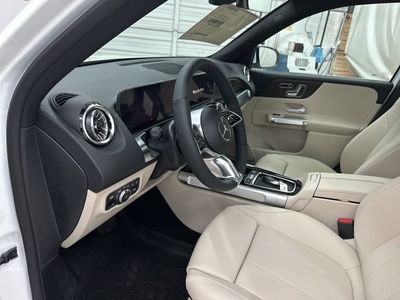 2026 Mercedes-Benz GLB — photo 42 view