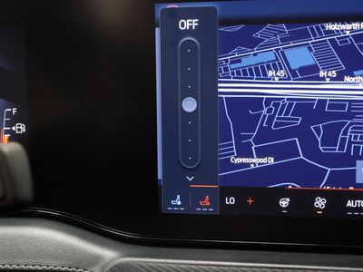 2024 Ford Mustang RWD - Photo 23
