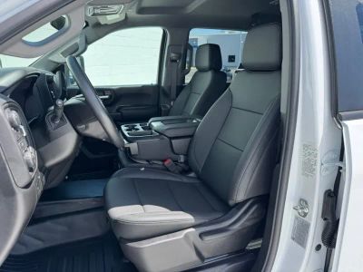 2026 Chevrolet Silverado 3500 HD Chassis Cab - Photo 18