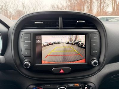 2025 Kia Soul LX - Photo 17