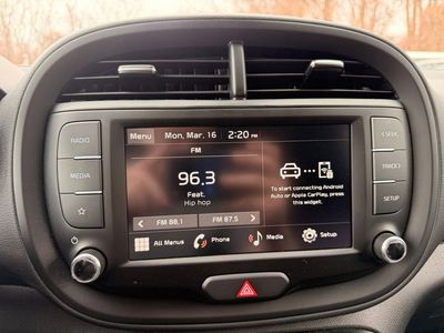 2025 Kia Soul LX - Photo 13
