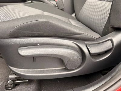 2025 Kia Soul LX - Photo 25