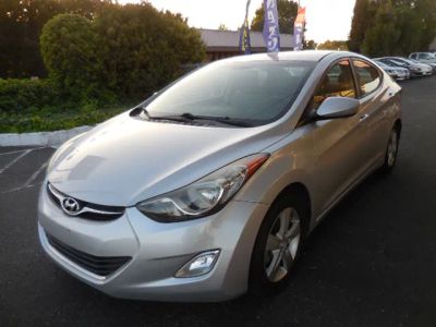 2013 Hyundai Elantra - Photo 7