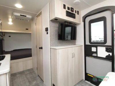 2022 Winnebago Hike — detail view