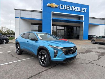 2026 Chevrolet Trax 1TR58 — front three-quarter view