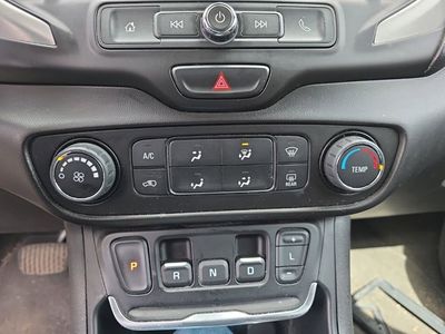 2020 GMC Terrain SLE - Photo 18