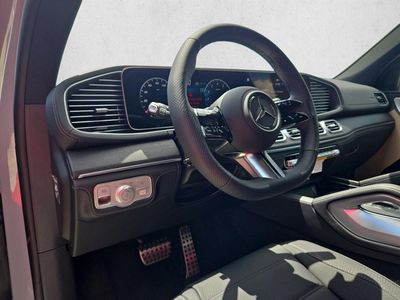 2026 Mercedes-Benz GLS 580 - Photo 2
