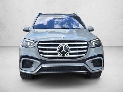 2026 Mercedes-Benz GLS 580 - Photo 4