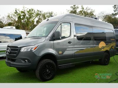 2025 Outside Van Parks - Photo 4
