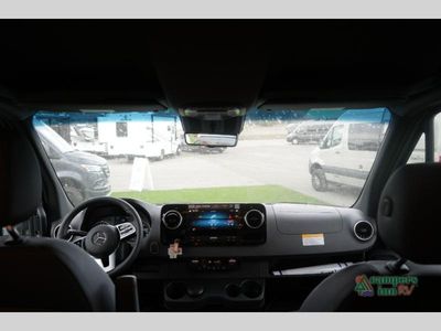 2025 Outside Van Parks - Photo 9