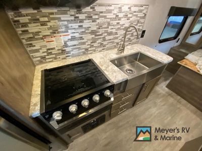 2020 Dutchmen RV Aspen Trail - Photo 8