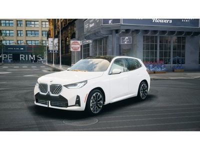 2026 BMW X3 30 xDrive 30 xDrive in Alpine White — front three-quarter view