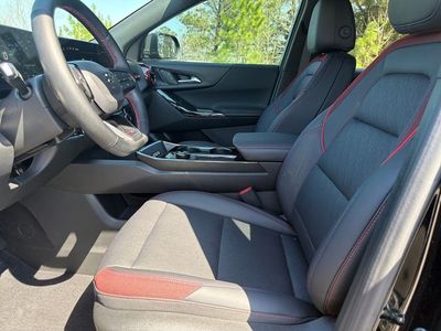 2025 Chevrolet Equinox - Photo 18