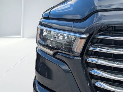 2026 Ram 1500 — photo 8 view