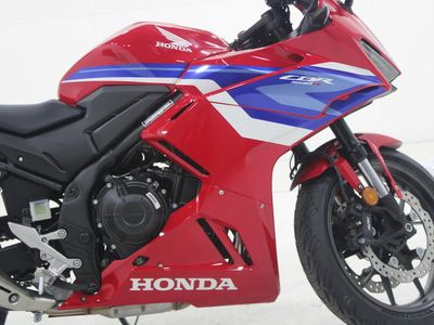 2025 Honda CBR500R - Photo 9