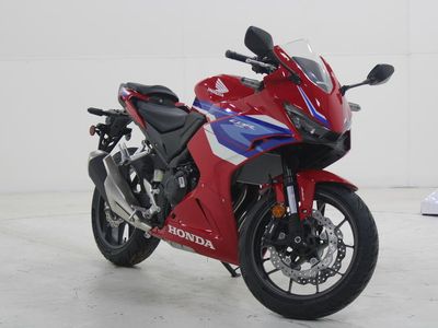 2025 Honda CBR500R - Photo 1