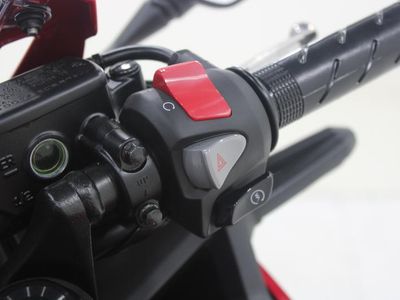 2025 Honda CBR500R - Photo 11