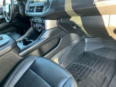 2022 Chevrolet Tahoe — photo 8 view