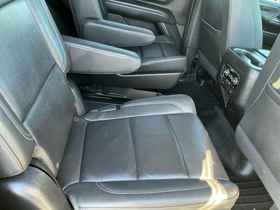 2022 Chevrolet Tahoe — photo 12 view