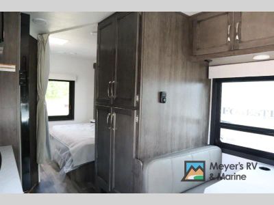 2026 Jayco Redhawk SE - Photo 22