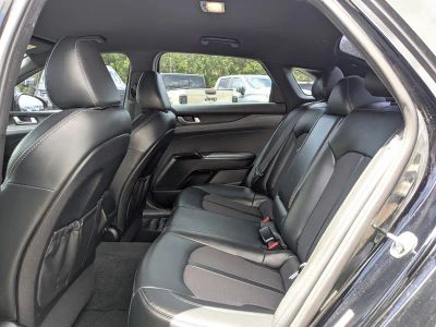 2022 Kia K5 — photo 12 view