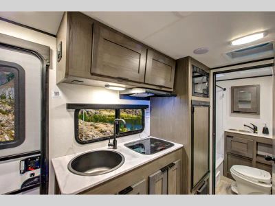 2022 Heartland Mallard Pathfinder — interior view