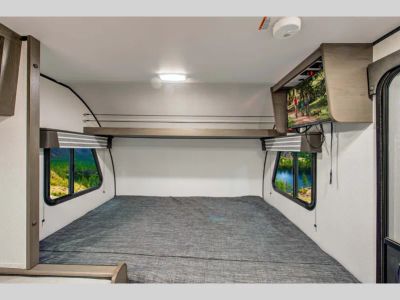 2022 Heartland Mallard Pathfinder — engine compartment view