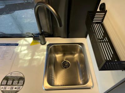2027 Tiffin TIFFIN — photo 12 view