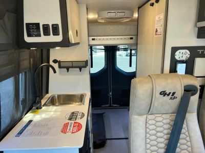 2027 Tiffin TIFFIN — interior view