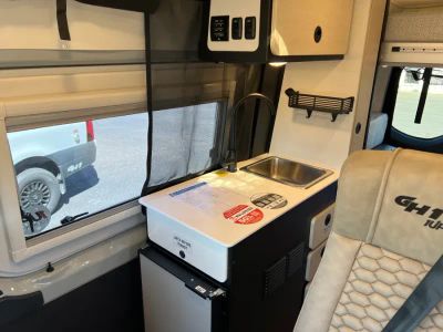 2027 Tiffin TIFFIN — photo 10 view