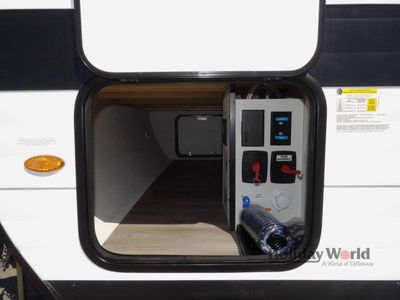 2026 Grand Design Transcend - Photo 19