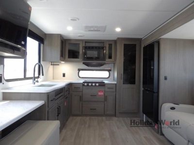 2026 Grand Design Transcend - Photo 9