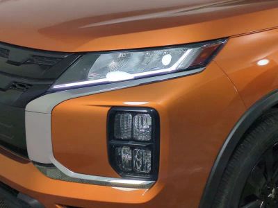 2023 Mitsubishi Outlander Sport — photo 10 view