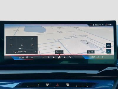 2025 BMW i5 — photo 31 view