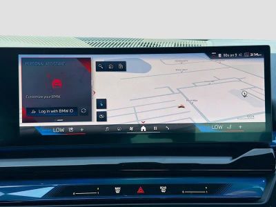 2025 BMW i5 — photo 30 view