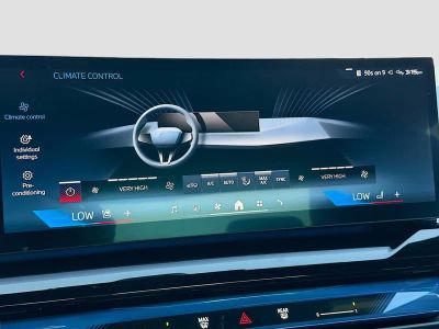 2025 BMW i5 — photo 33 view