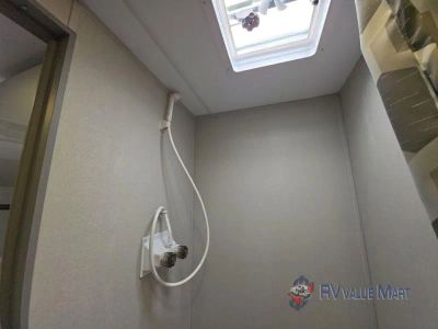 2026 Coachmen RV Catalina — photo 21 view