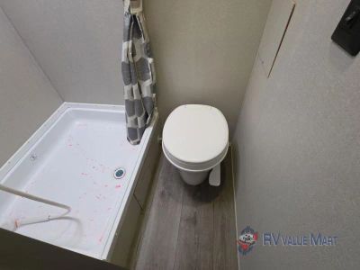 2026 Coachmen RV Catalina — photo 20 view