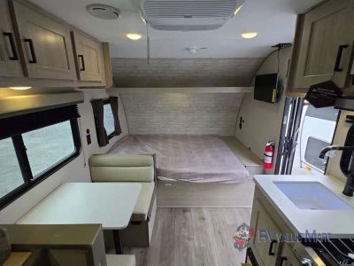 2026 Coachmen RV Catalina — photo 11 view