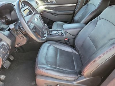 2016 Ford Explorer - Photo 3
