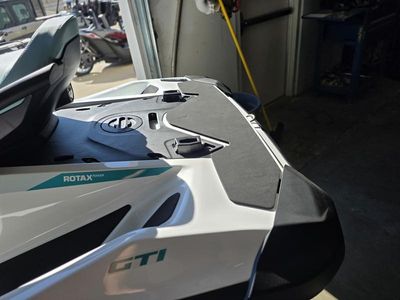 2026 Sea-Doo GTI 130 - Photo 15