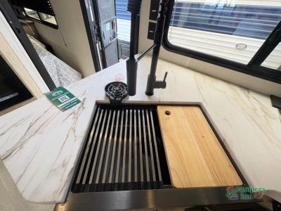 2027 Forest River RV Cherokee Grey Wolf - Photo 25