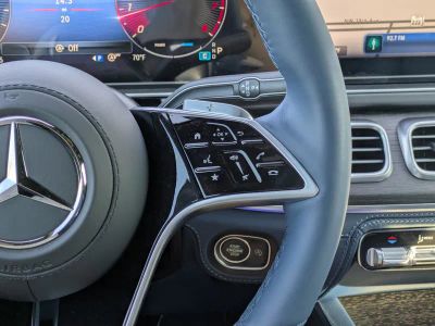 2026 Mercedes-Benz GLS — photo 20 view