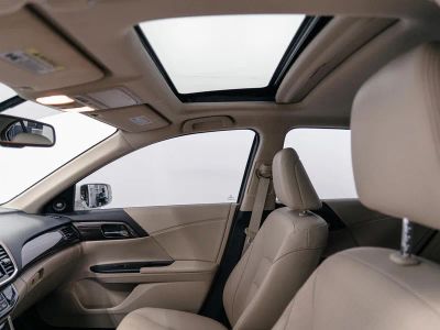 2017 Honda Accord - Photo 5