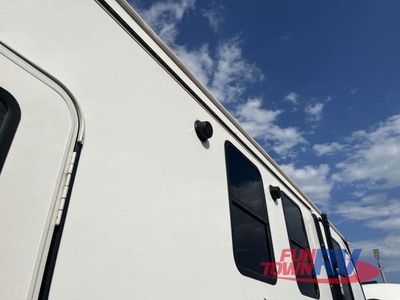 2022 CrossRoads RV Cameo - Photo 15